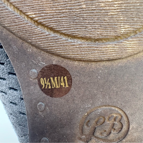 Lucky Brand Brielley Gray Suede Leather Perforated Ankle Bootie Size 9.5 M - Picture 8 of 11